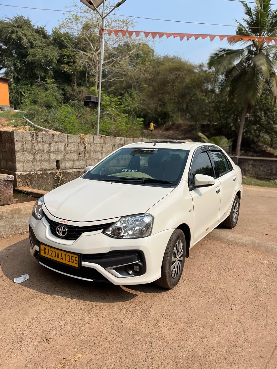 Taxi used for the Udupi temple and coastal day tour